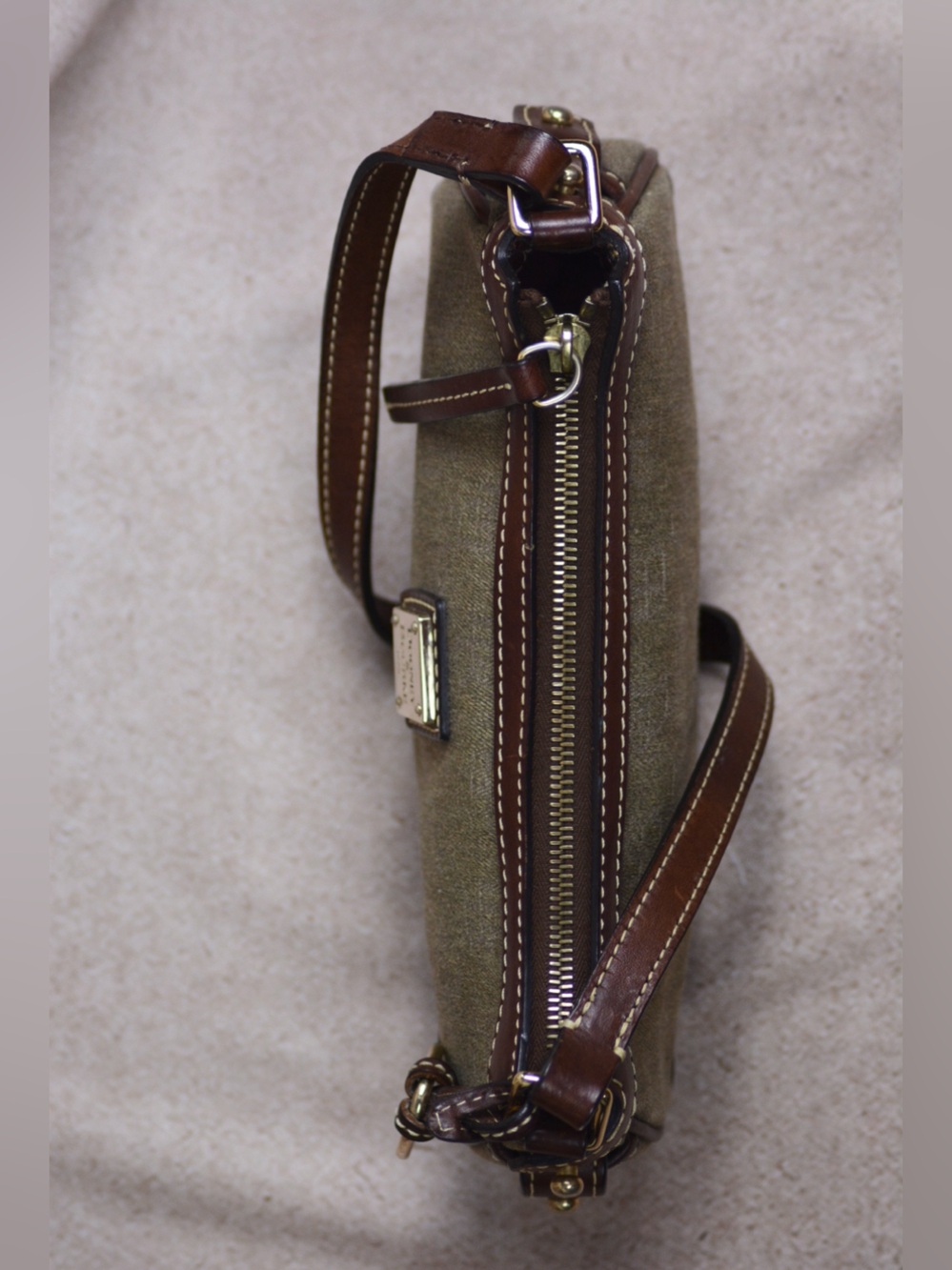 Vintage Dooney & Bourke Olive Shoulder Purse Italian Leather Trim - Picture 6 of 14